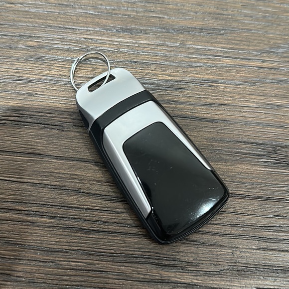 Audi Key Fob - Picture 3 of 3